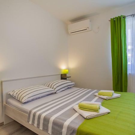 Room Elelina Cres Exterior foto